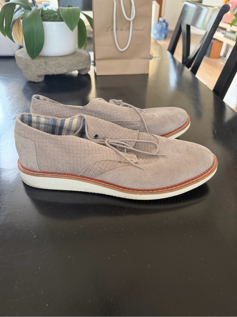 Men's suede toms shoes size 12